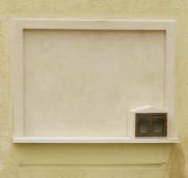 בזיכרון - מצבת קיר